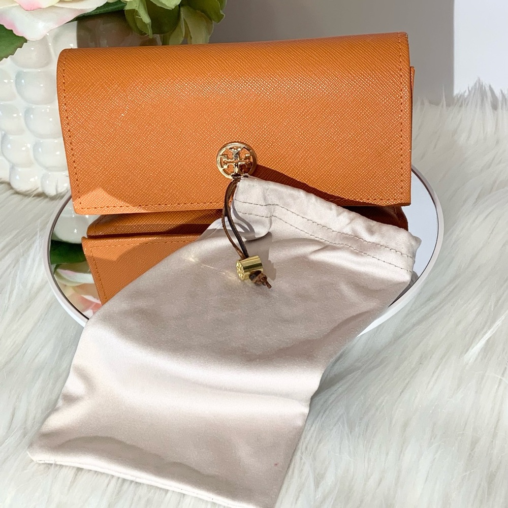 Tory Burch Eye/sunglass case with Dustbag & Tory Burch Charm
